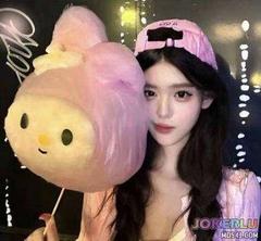  今天约了一个嫩妹身材苗条颜值上乘各种啪啪姿势都很配合 花匠